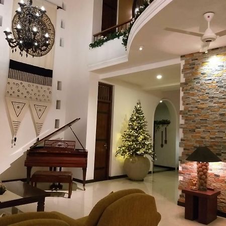 נגומבו Cosy Nest Home Stay מראה חיצוני תמונה